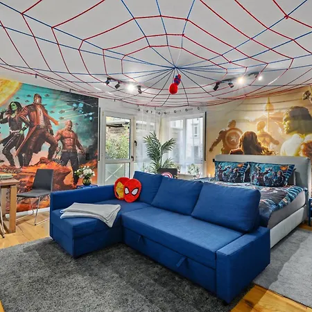 Edler Wohnraum Disney Marvel Studio Mit Balkon, Boxspringbett, Kaffeevollautomat, Lift & Parkplatz Chemnitz Exterior foto