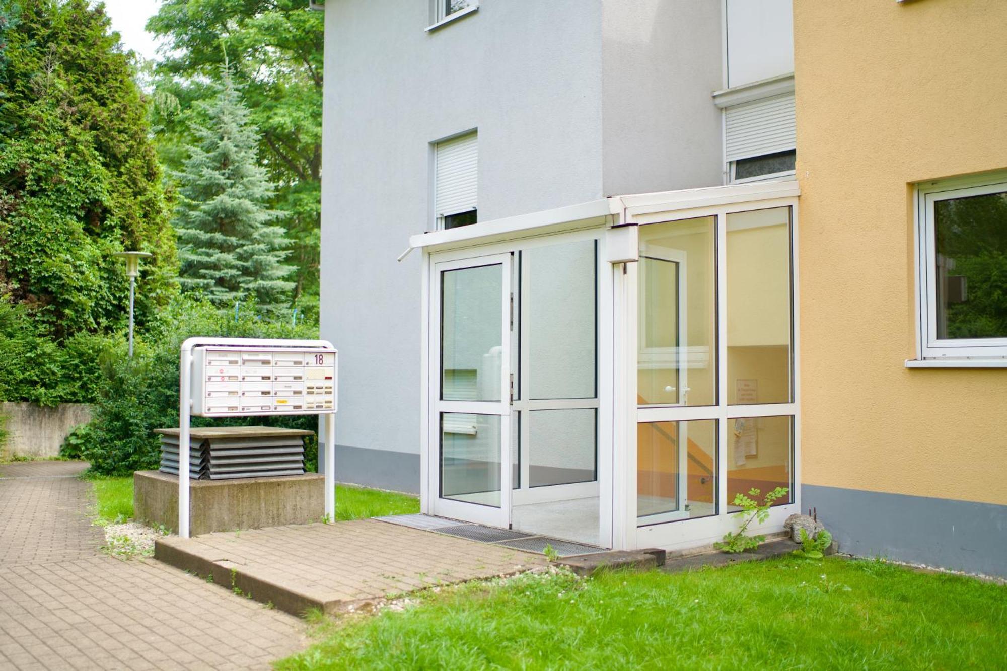 Edler Wohnraum Marvel Mit Balkon, Boxspringbett, Kaffeevollautomat, Lift & Parkplatz Apartment *