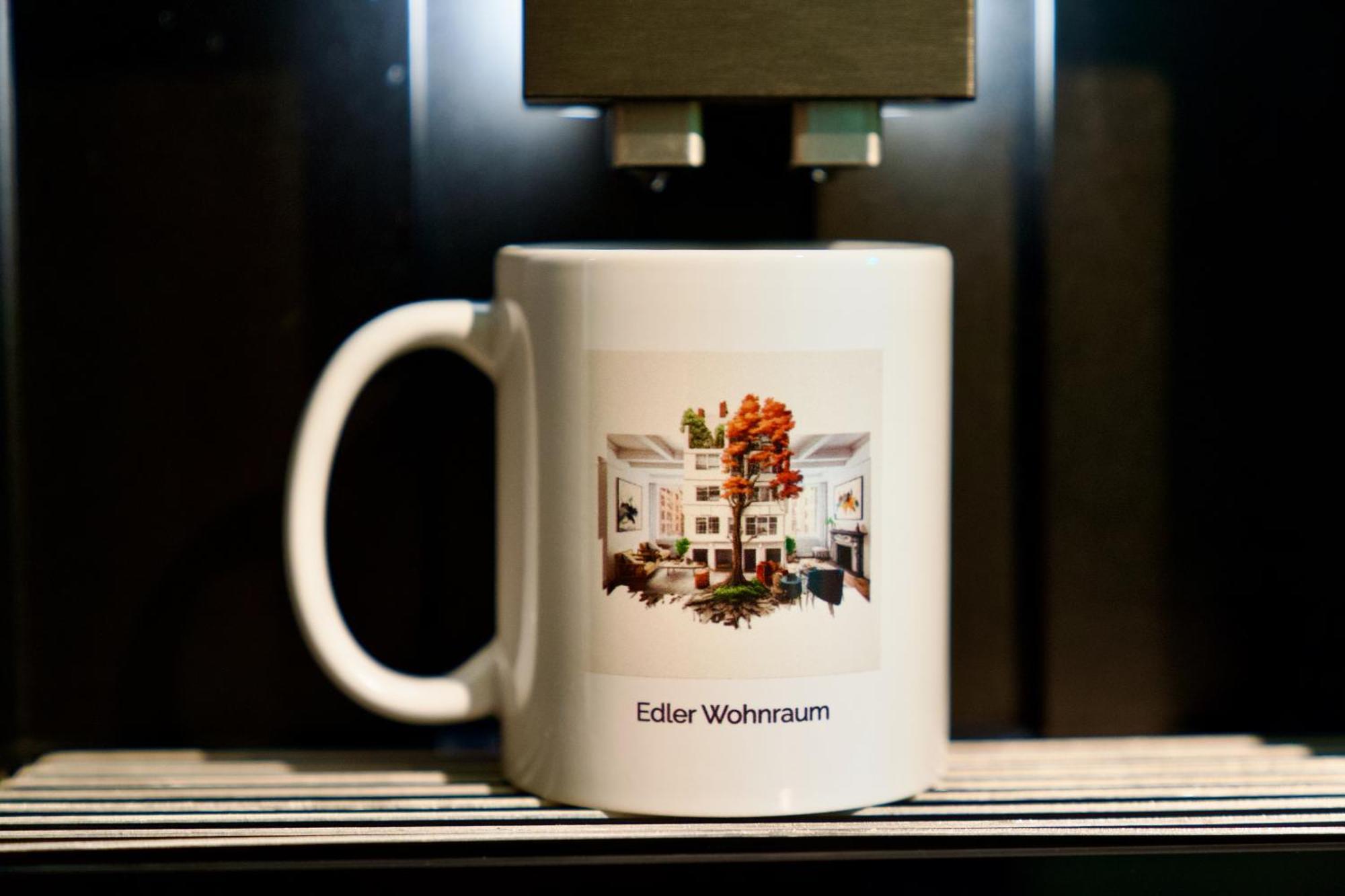 Edler Wohnraum Marvel Mit Balkon, Boxspringbett, Kaffeevollautomat, Lift & Parkplatz * Chemnitz